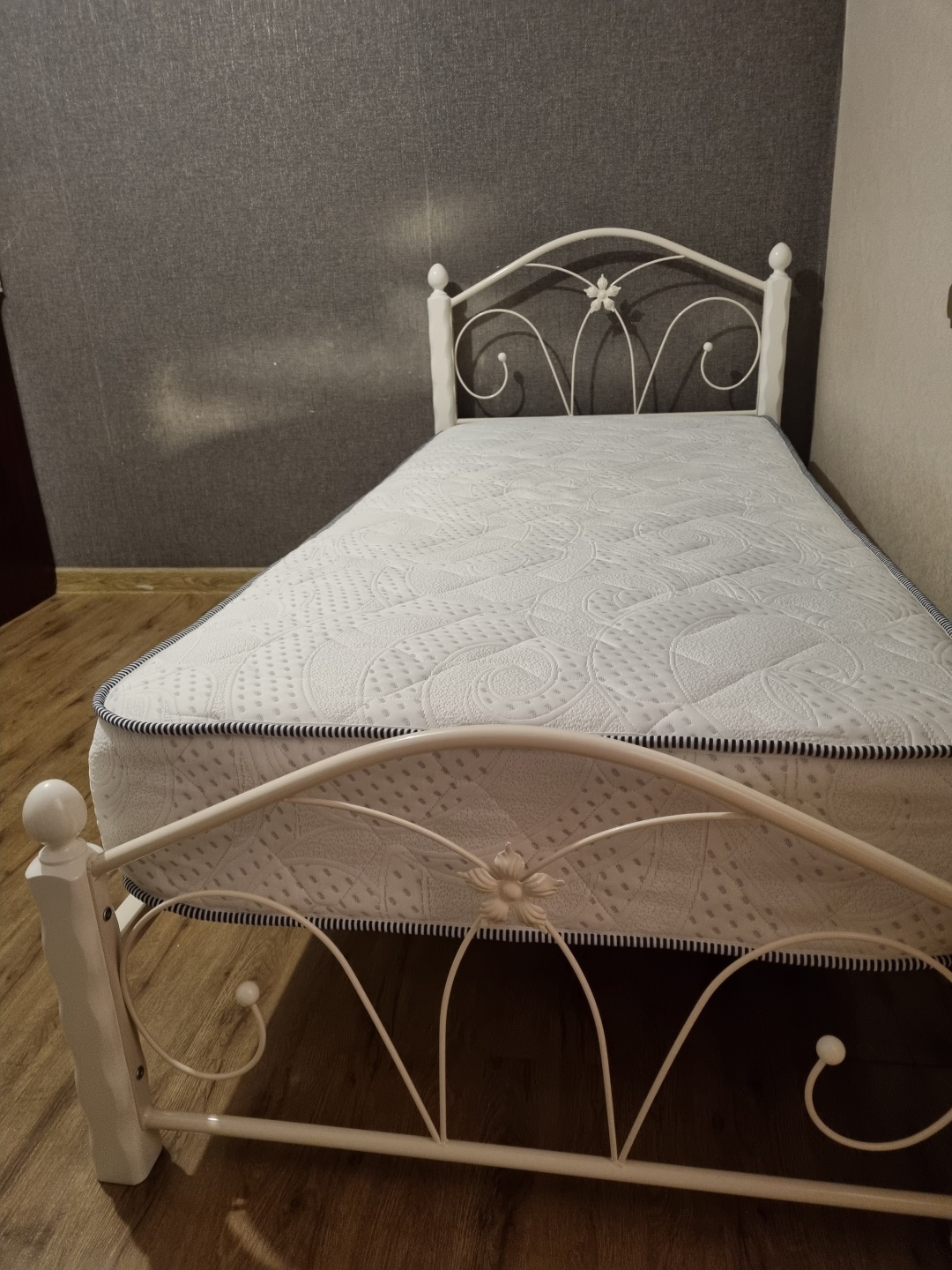 Кровать Селена 90 кремовая металл/дерево — изображение 2