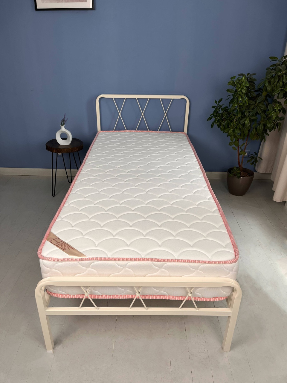 Кровать Рамона 90 кремовая